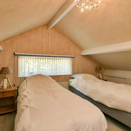 Loevesteijn - Nyaraló