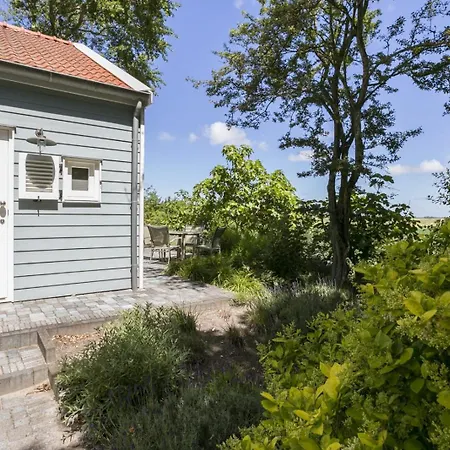Loevesteijn: Coastal Retreat With Garden Terrace Holiday home