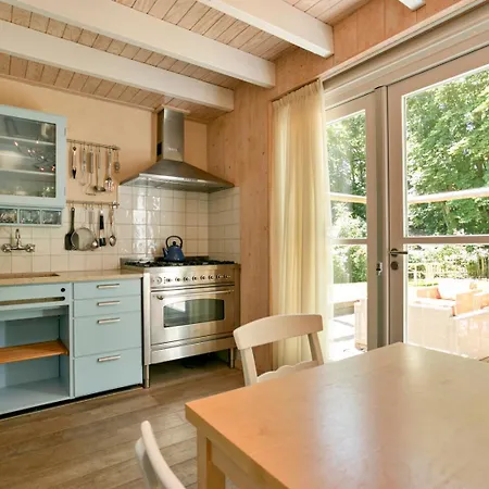 Loevesteijn: Coastal Retreat With Garden Terrace *