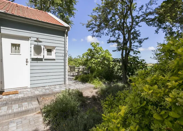 Loevesteijn: Coastal Retreat With Garden Terrace Holiday home