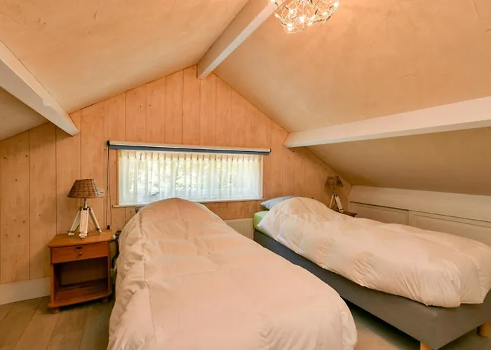 Loevesteijn: Coastal Retreat With Garden Terrace *