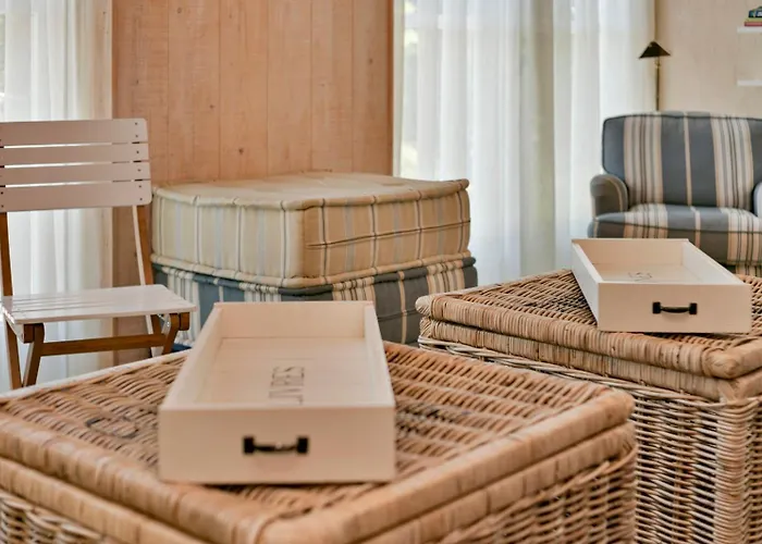 Holiday home Loevesteijn: Coastal Retreat With Garden Terrace